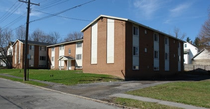 Croly Apartments in Syracuse, NY - Foto de edificio - Building Photo