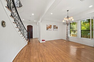 4321 Jim West St in Bellaire, TX - Building Photo - Building Photo