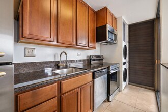 1630 Liholiho St in Honolulu, HI - Building Photo - Building Photo