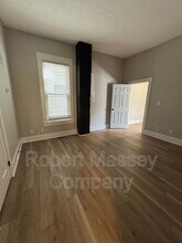 1618 Ellwood Ave in Louisville, KY - Foto de edificio - Building Photo