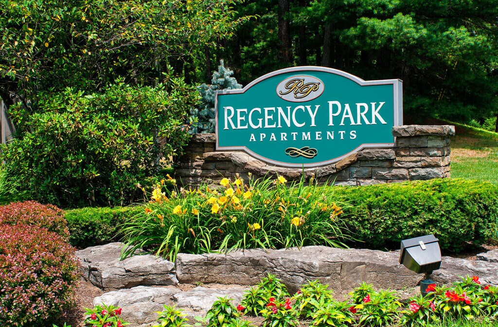 Regency Park Apartments in Guilderland, NY