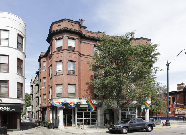 2914-2916 N Broadway St in Chicago, IL - Foto de edificio - Building Photo