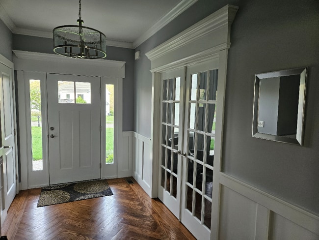 25 Meridian Ridge Dr in Newtown, CT - Foto de edificio - Building Photo