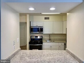 4733 Bradley Blvd in Chevy Chase, MD - Building Photo - Building Photo