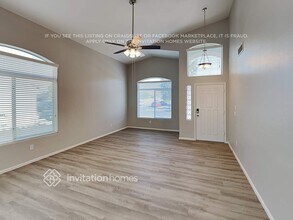 1544 W San Tan Hills Dr in Queen Creek, AZ - Building Photo - Building Photo