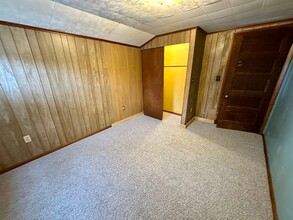 117 High St-Unit -Lower Apartment in Bradford, PA - Building Photo - Building Photo