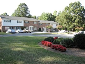 Brylin Crossing Apartments