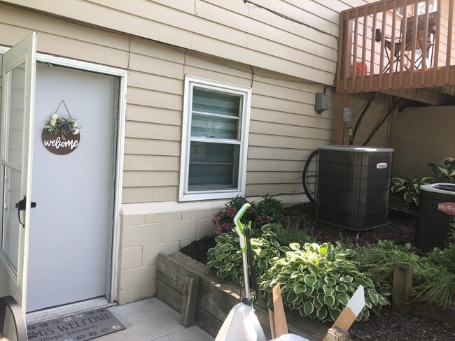 property at 207 N Stark St