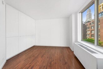 303 Greenwich St in New York, NY - Foto de edificio - Building Photo