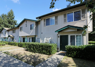 College Pointe Apartments in Lacey, WA - Foto de edificio - Building Photo