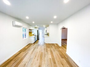 162 Comstock Dr in Ventura, CA - Building Photo - Building Photo