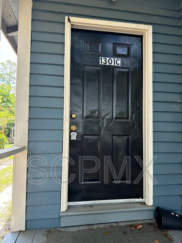 1301 Glover St in Orangeburg, SC - Building Photo - Building Photo