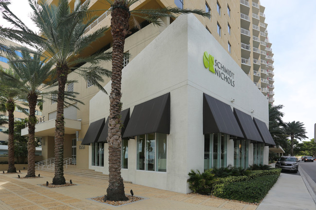 The Slade in West Palm Beach, FL - Building Photo - Building Photo