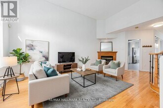 17 Oceanview St in Richmond Hill, ON - Building Photo - Building Photo