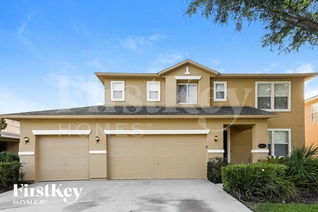 property at 76112 Deerwood Dr