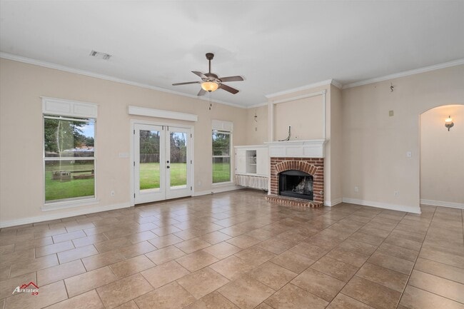 306 Avondale Ln in Bossier City, LA - Building Photo - Building Photo