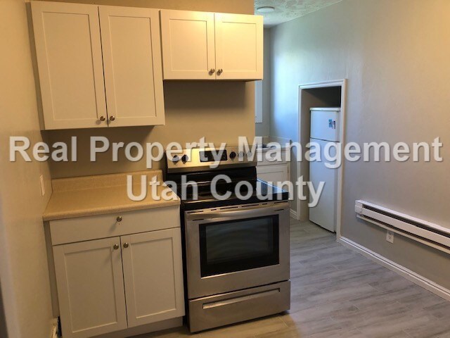260 S 100 W St-Unit -#4 in Provo, UT - Building Photo - Building Photo