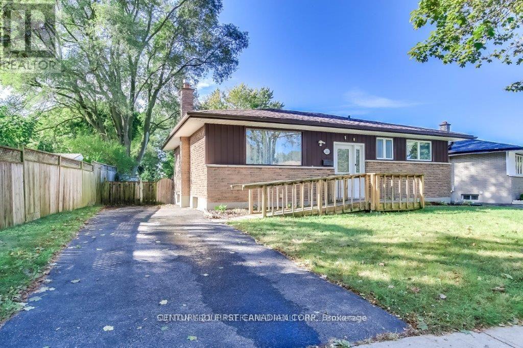 305 Hudson Dr in London, ON - Building Photo