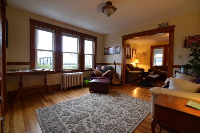 5 Cresthill Rd, Unit #1D in Boston, MA - Building Photo - Building Photo