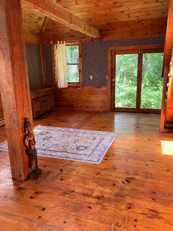 property at 8B Broadway