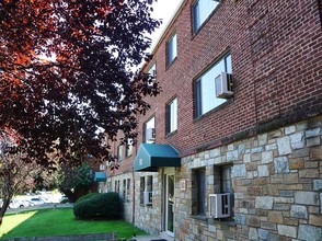 Fleetwood Village Apartments in Hyattsville, MD - Building Photo - Building Photo