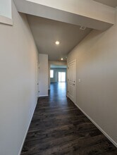 1320 SW Pendleton Way in Port Orchard, WA - Building Photo - Building Photo