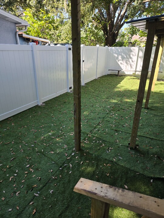 3212 E Henry Ave in Tampa, FL - Foto de edificio