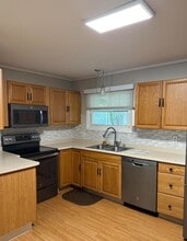 1146 Colt Ln in Pocono Summit, PA - Building Photo - Building Photo