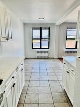 47 Davis Ave, Unit 4F in White Plains, NY - Foto de edificio - Building Photo