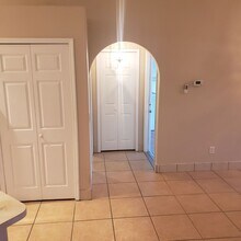 2406 Glenwood Dr in Edgewater, FL - Building Photo - Building Photo