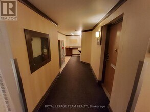 50 Burnside Ave in Ottawa, ON - Building Photo - Building Photo