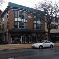 127 E State St in Kennett Square, PA - Building Photo