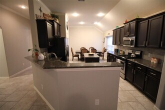 18768 Kelly Meadows Ln in New Caney, TX - Building Photo - Building Photo