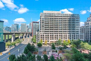 1057 Bastion St in Toronto, ON - Building Photo