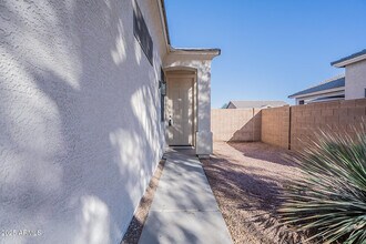 12614 W Earll Dr in Avondale, AZ - Building Photo - Building Photo
