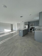 4334 Finch Ln in Kissimmee, FL - Building Photo - Building Photo