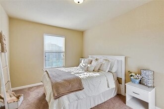 10709 Burnham Dr in Waco, TX - Foto de edificio - Building Photo