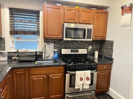 436 Warren Ave, Unit 2