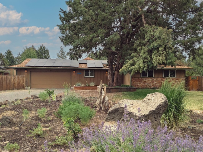 property at 20952 Desert Wood Dr