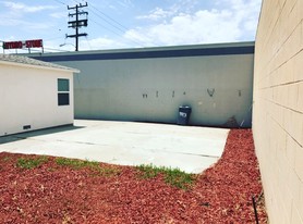 9373-9375 Fern St in South El Monte, CA - Building Photo