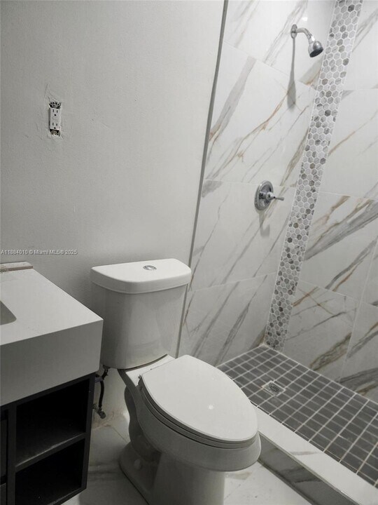 184 NW 58th St in Miami, FL - Building Photo