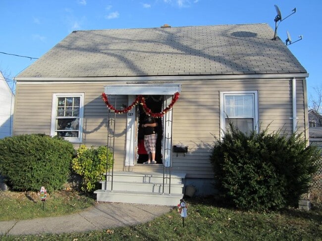 property at 127 Texas St