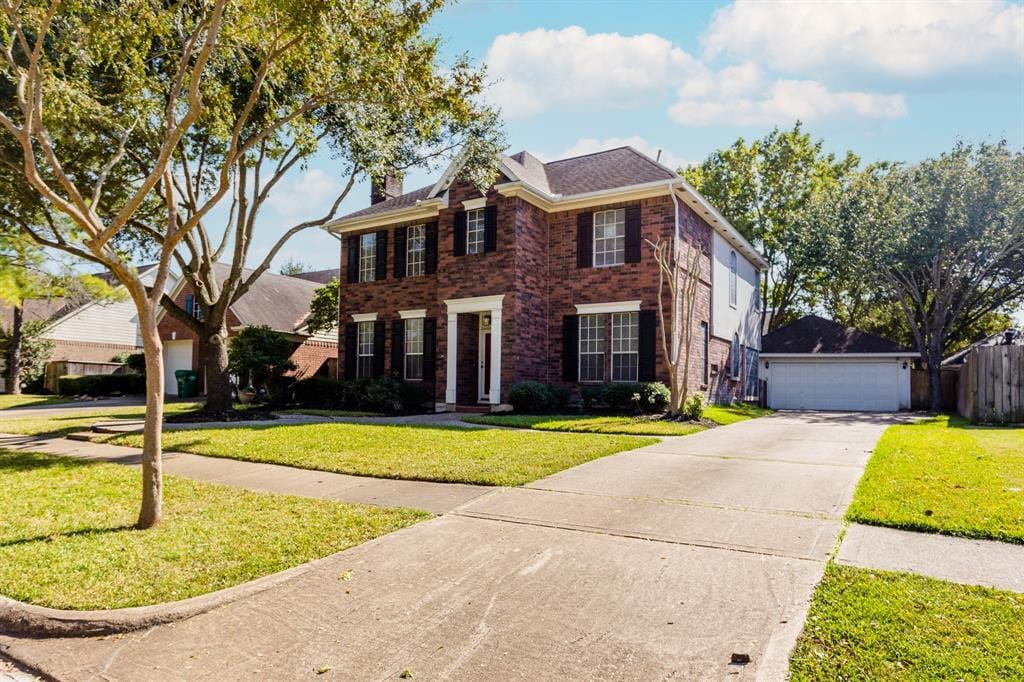 6926 Shady Ln in Sugar Land, TX - Building Photo