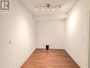 35 Balmuto St in Toronto, ON - Building Photo - Building Photo