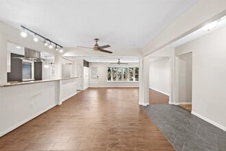 2018 Westlake Rd in Houston, TX - Building Photo - Building Photo