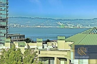 303 Bryant St in San Francisco, CA - Building Photo - Building Photo