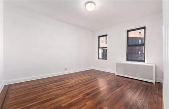 44-14 Newtown Rd in Queens, NY - Building Photo - Building Photo