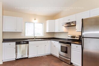2925 Rhapsody Dr in Colorado Springs, CO - Building Photo - Building Photo