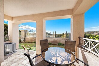 31 Shorebreaker Dr in Laguna Niguel, CA - Foto de edificio - Building Photo