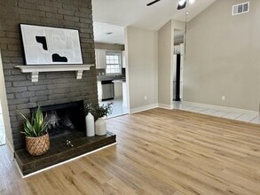 3811 Kitchen Hill Ln in Sugar Land, TX - Building Photo - Building Photo